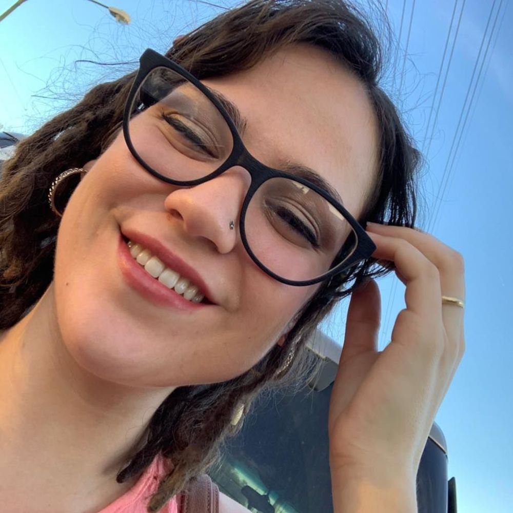 Meet your Posher, Abigail